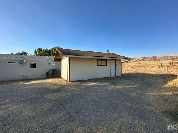 13606 Barrett Road, Unit W, Santa Margarita, CA 93453