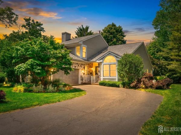 22 Boxwood Drive, South Brunswick, NJ 08540