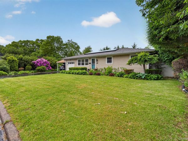220 Grant Avenue , Saint James, NY 11780