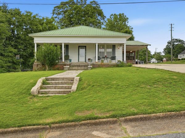 112 NW 6TH Ave, Carbon Hill, AL 35549