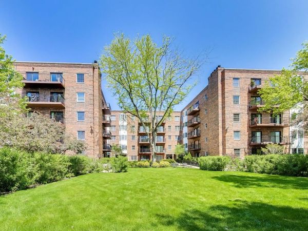 1501 Oak Avenue , Unit 504, Evanston, IL 60201