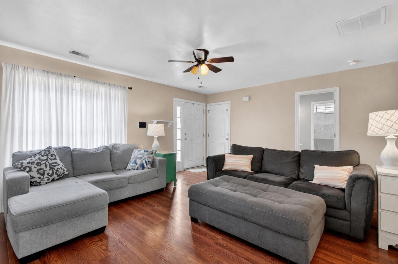 9120 Fieldstone Trace Photo 5
