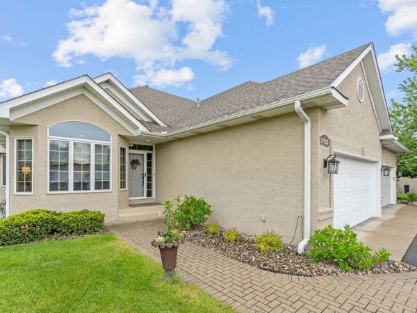 17925 39th Place N, Plymouth, MN 55446
