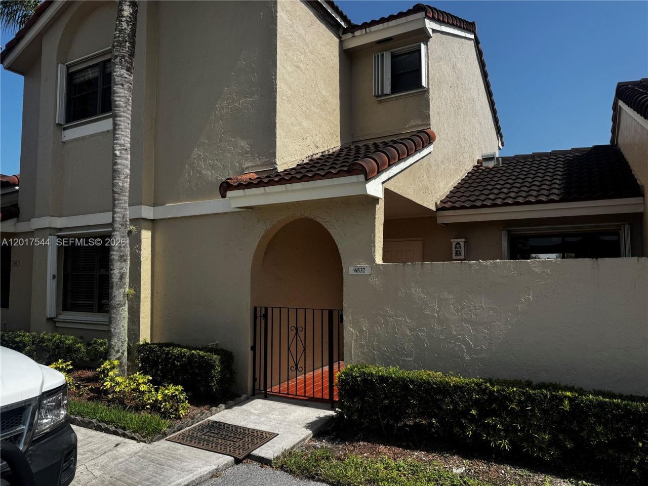 6532 NW 170th Ter, Hialeah, FL 33015 Photo