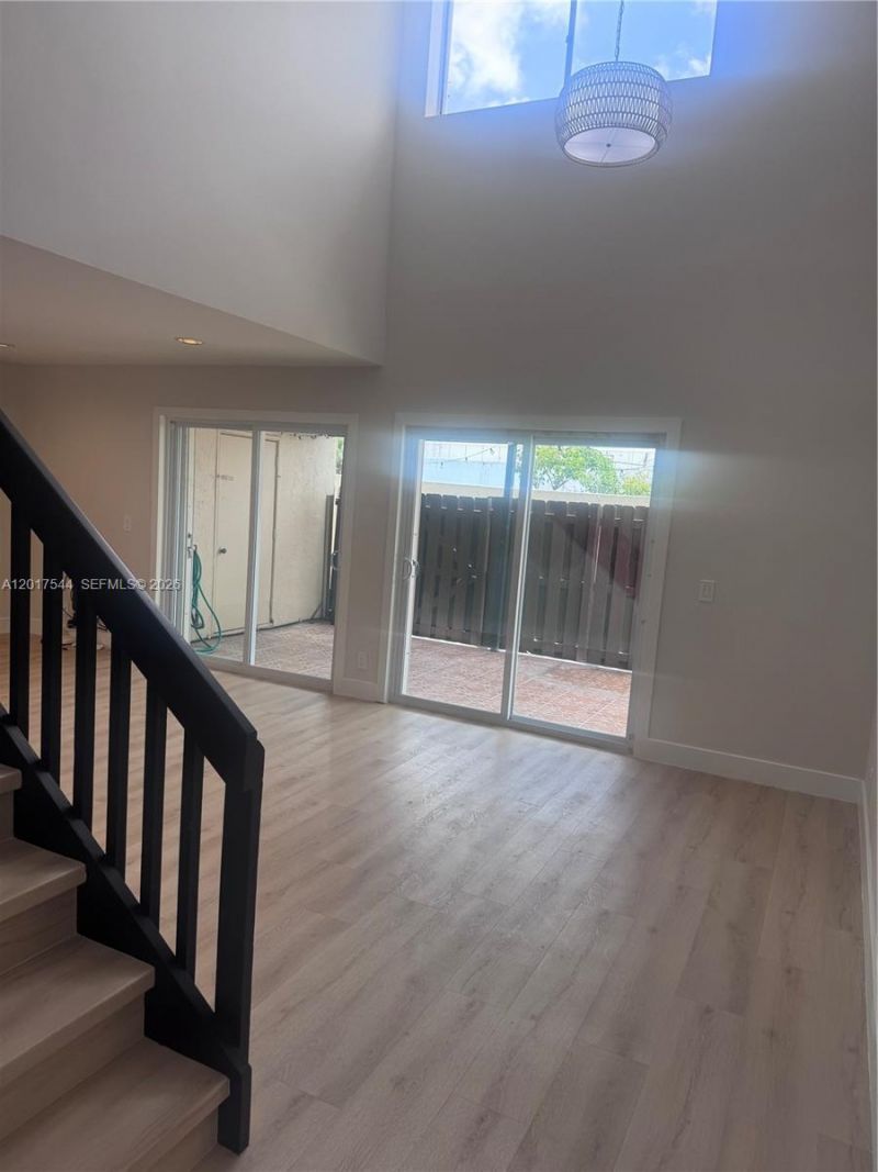 6532 NW 170th Ter , Hialeah, FL 33015 Photo