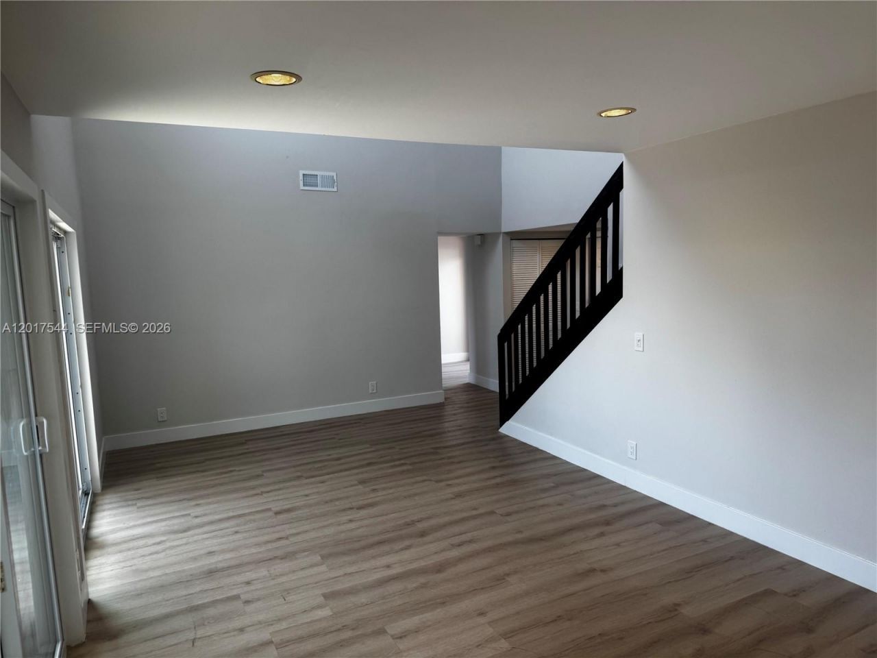 6532 NW 170th Ter, Hialeah, FL 33015 Photo