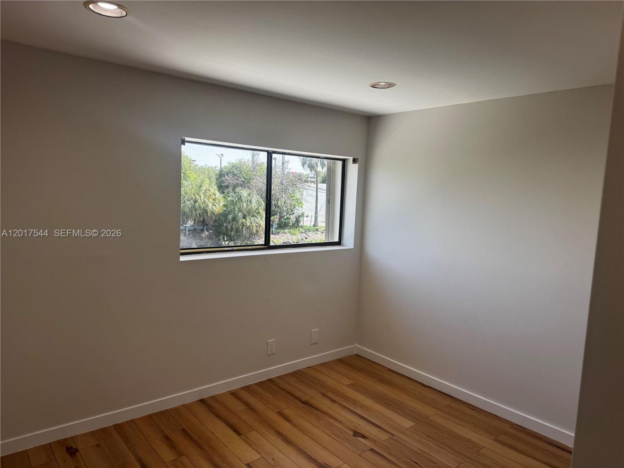 6532 NW 170th Ter, Hialeah, FL 33015 Photo