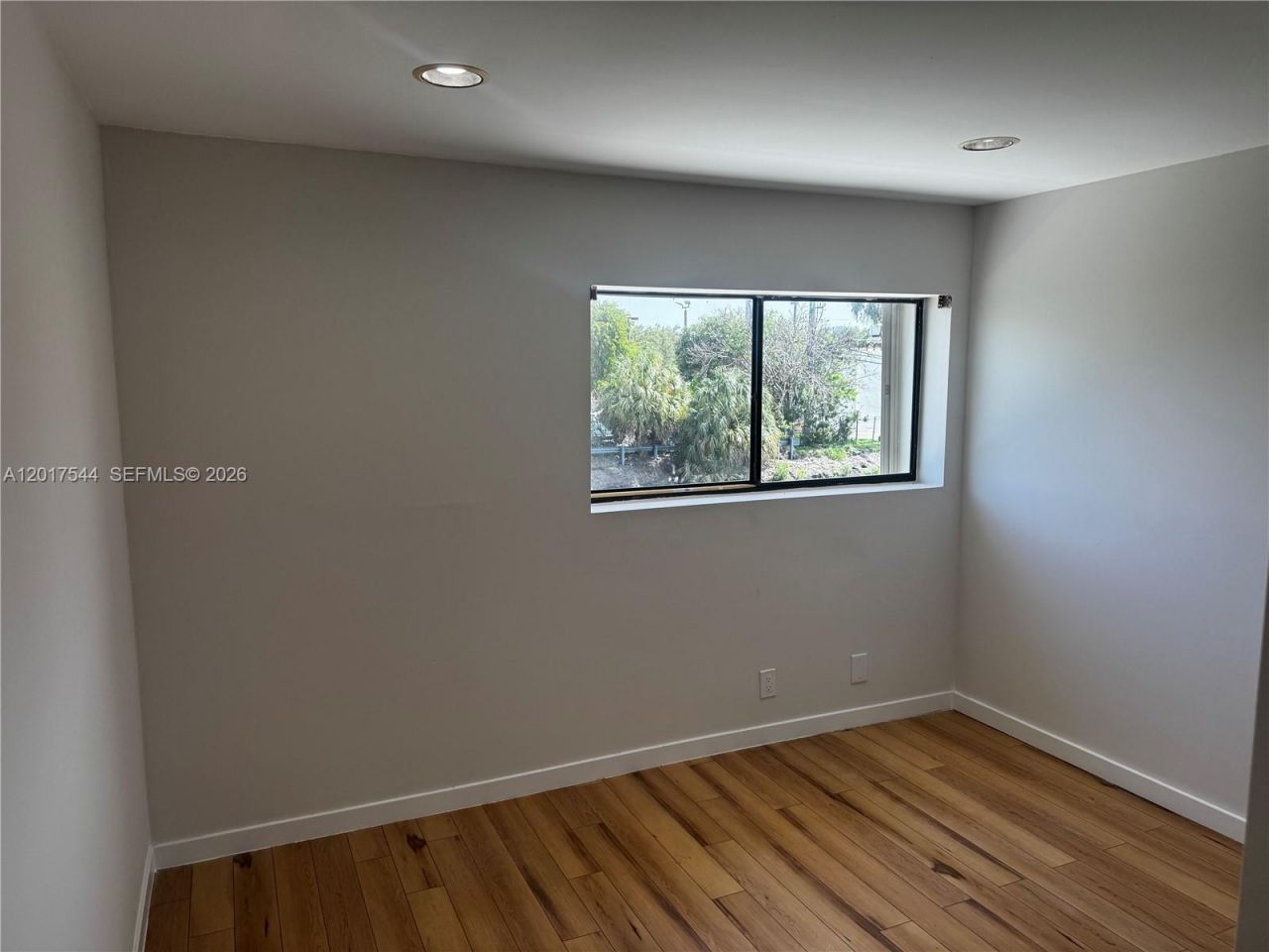 6532 NW 170th Ter, Hialeah, FL 33015 Photo