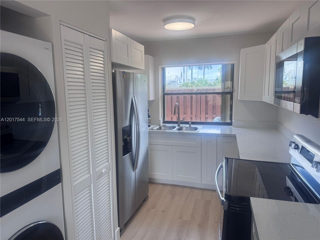 6532 NW 170th Ter , Hialeah, FL 33015 Photo