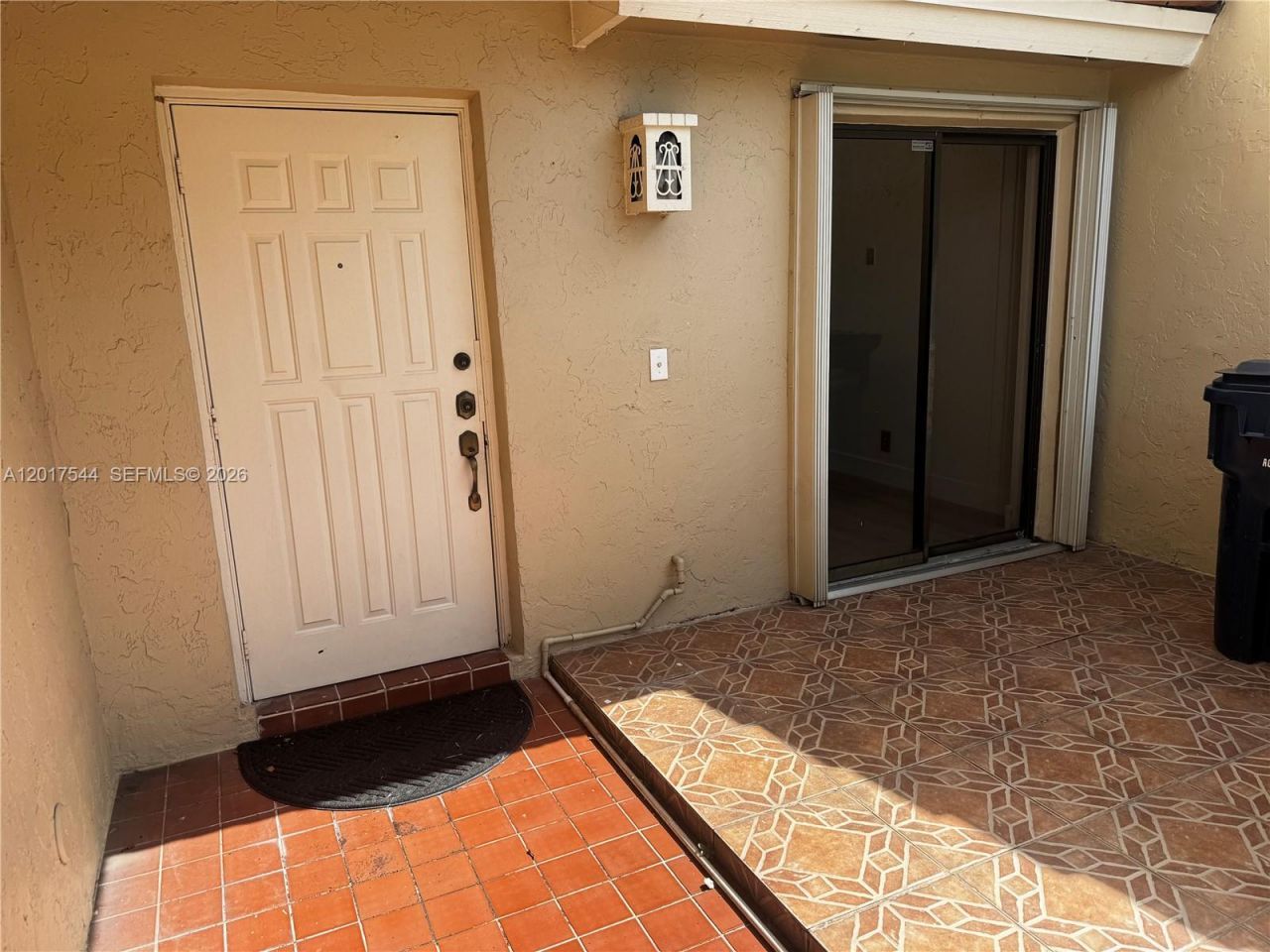 6532 NW 170th Ter, Hialeah, FL 33015 Photo
