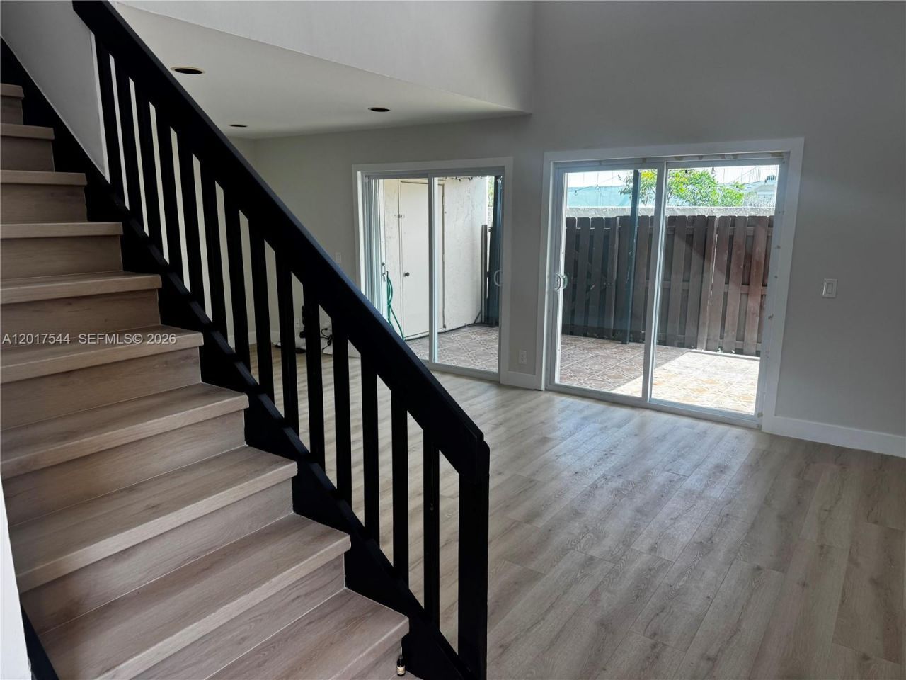 6532 NW 170th Ter, Hialeah, FL 33015 Photo