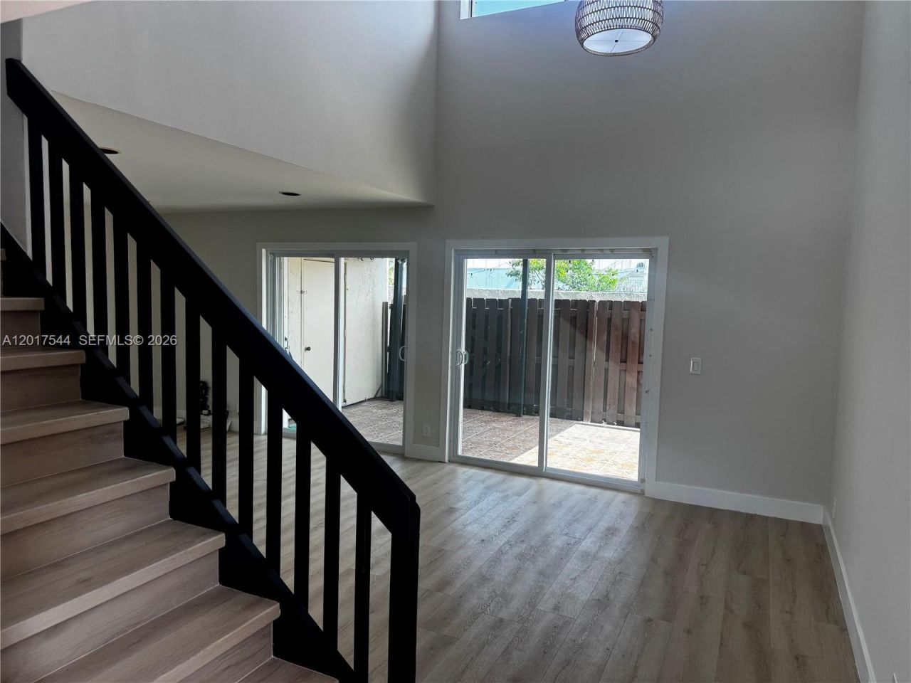 6532 NW 170th Ter, Hialeah, FL 33015 Photo
