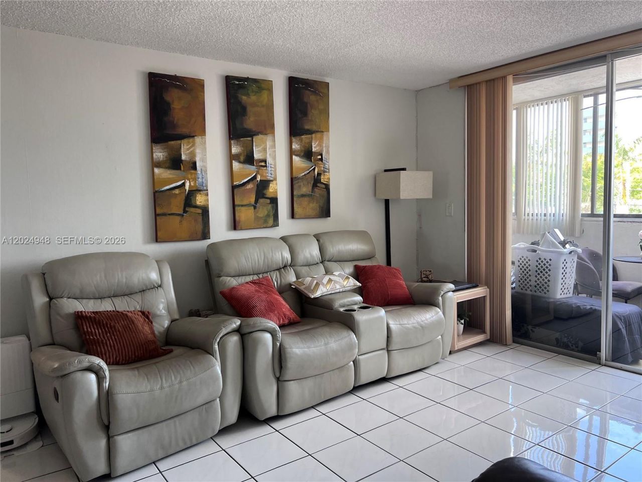 5055 NW 7th St , Unit 301, Miami, FL 33126 Photo
