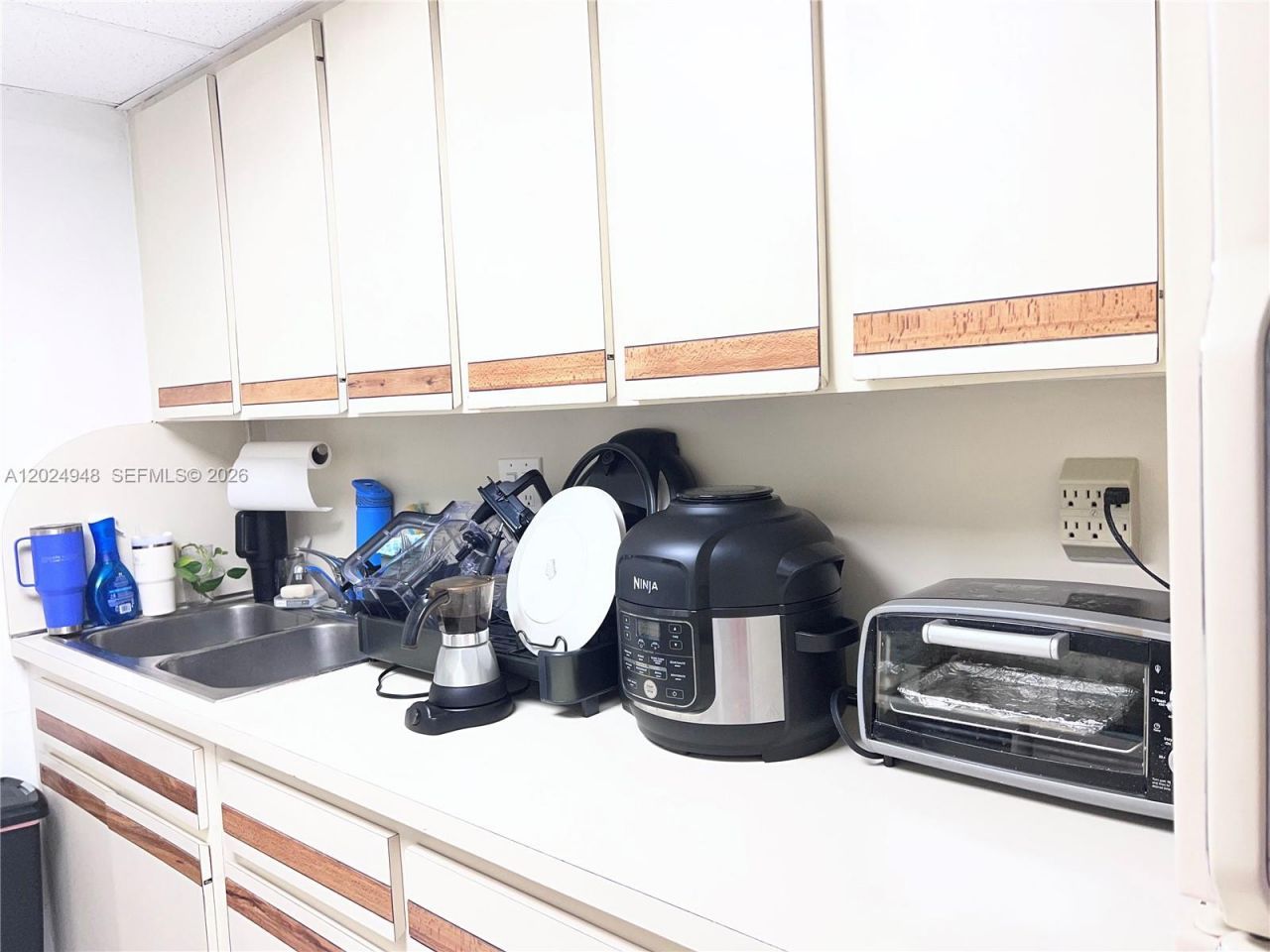 5055 NW 7th St , Unit 301, Miami, FL 33126 Photo