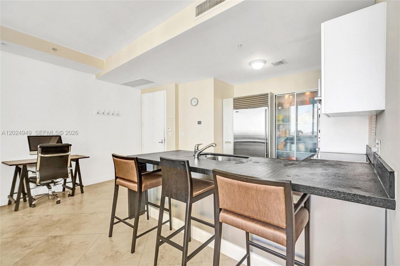 18201 Collins Ave , Unit 3707, Sunny Isles Beach, FL 33160 Photo
