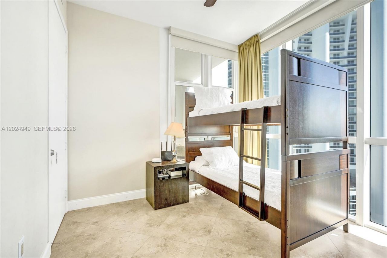 18201 Collins Ave , Unit 3707, Sunny Isles Beach, FL 33160 Photo