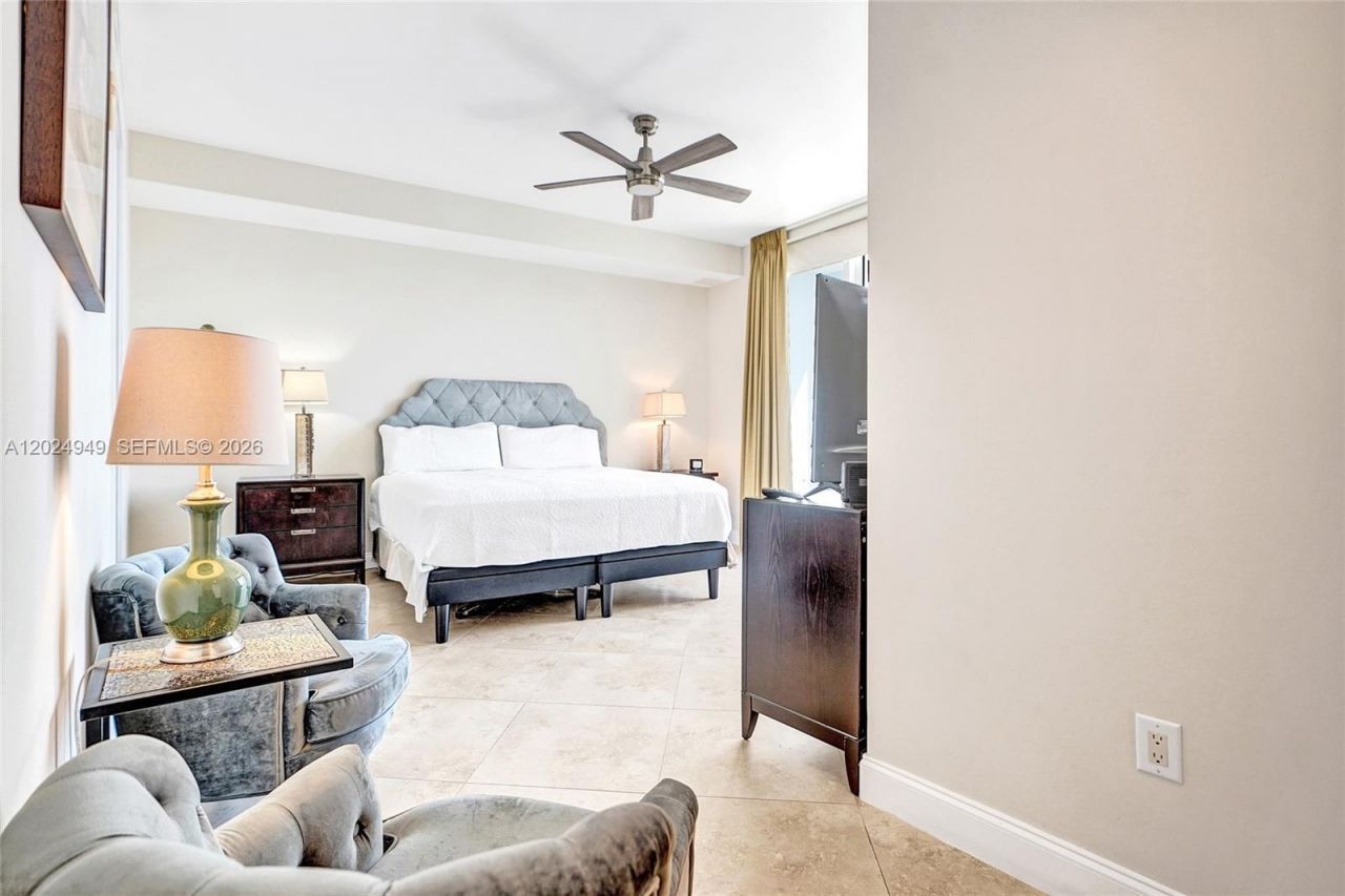 18201 Collins Ave , Unit 3707, Sunny Isles Beach, FL 33160 Photo