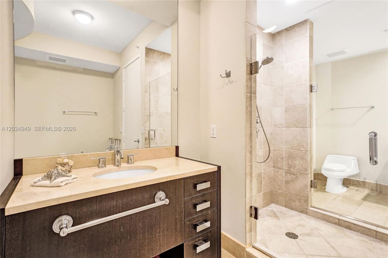 18201 Collins Ave , Unit 3707, Sunny Isles Beach, FL 33160 Photo