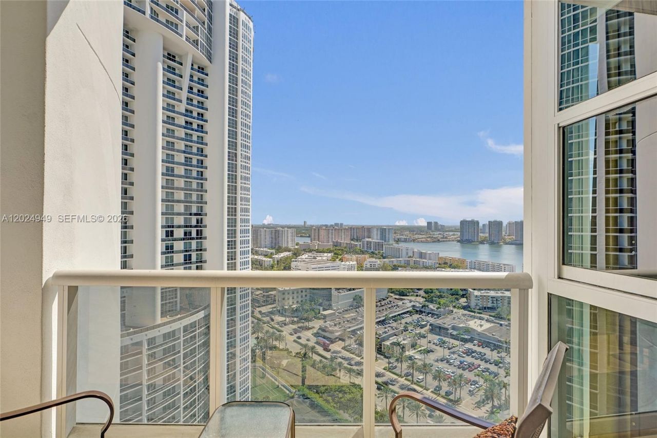 18201 Collins Ave , Unit 3707, Sunny Isles Beach, FL 33160 Photo