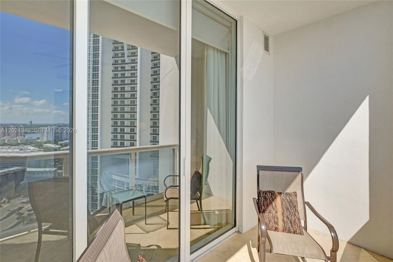 18201 Collins Ave , Unit 3707, Sunny Isles Beach, FL 33160 Photo