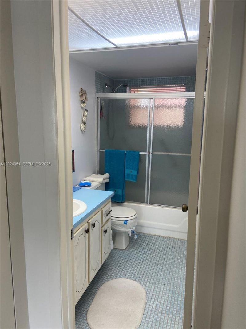 9581 Sunrise Lakes Blvd , Unit 202, Sunrise, FL 33322 Photo