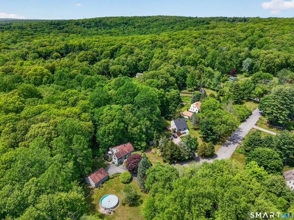 8 Lee Brook, Ledyard, CT 06339