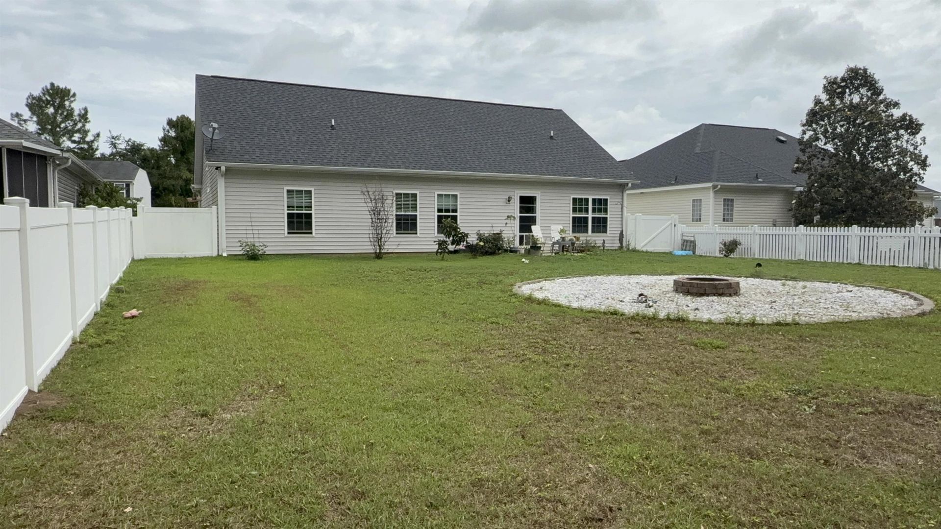 108 River Country Dr.  Photo 22
