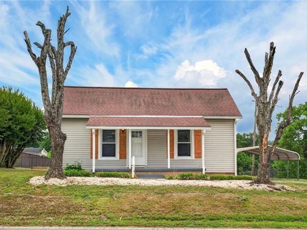 1139 E Main Street, Graham, NC 27253