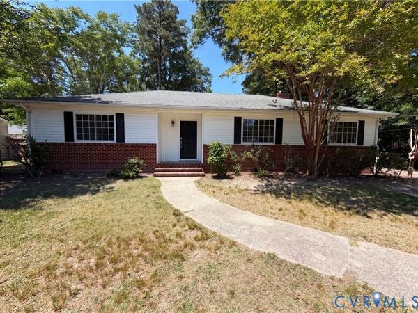 1010 North Avenue , Hopewell, VA 23860