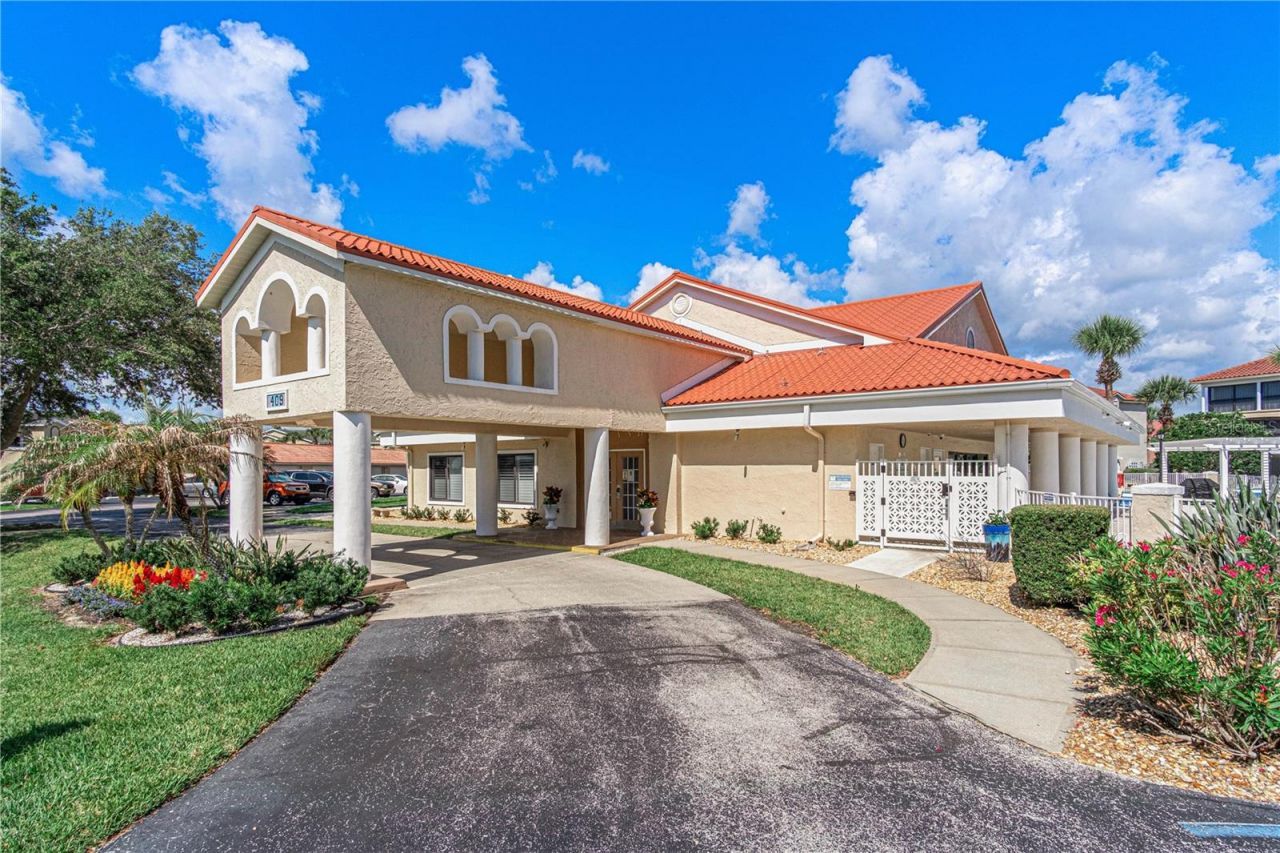443 Bouchelle Drive, Unit 204, New Smyrna Beach, FL 32169 Photo