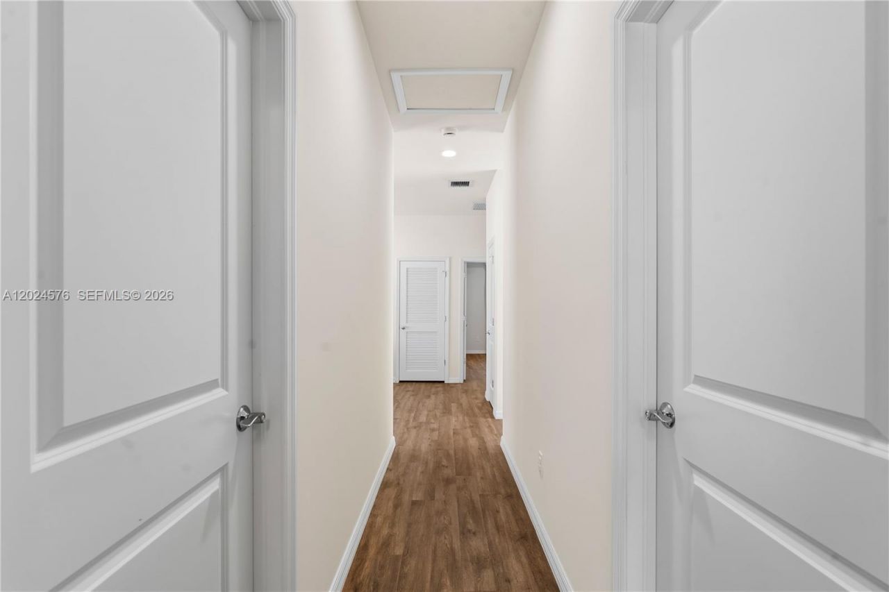 4325 Large Leaf Ln , Hollywood, FL 33021 Photo