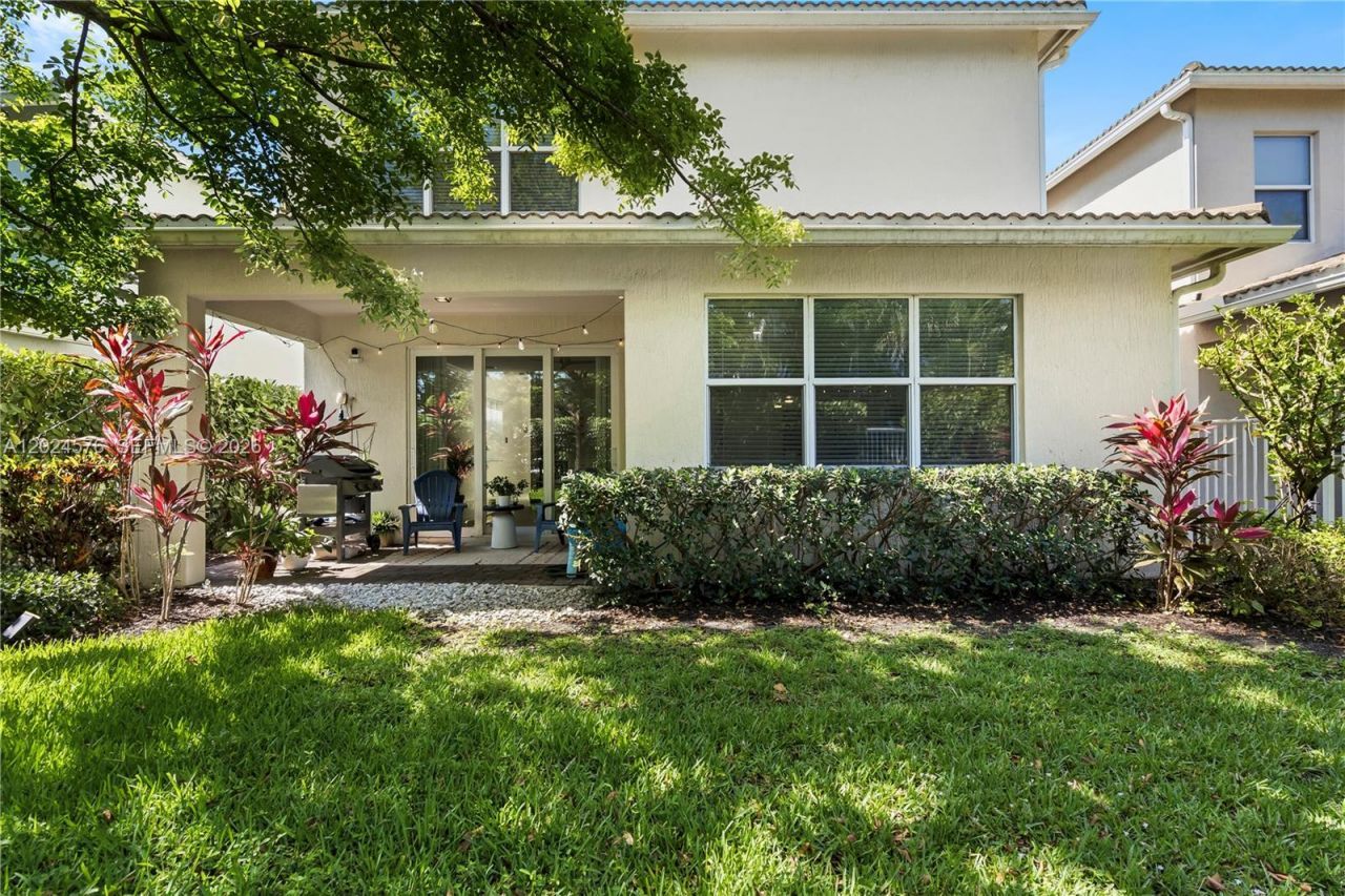 4325 Large Leaf Ln , Hollywood, FL 33021 Photo
