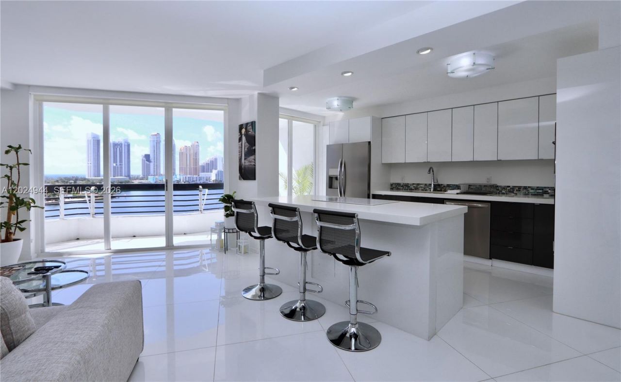 3600 Mystic Pointe Dr , Unit 1115, Aventura, FL 33180 Photo
