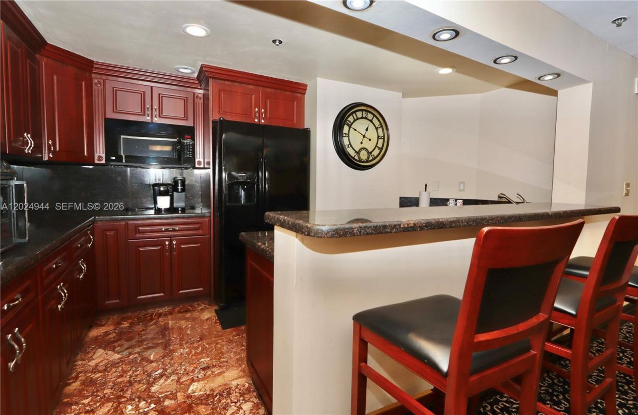 3600 Mystic Pointe Dr , Unit 1115, Aventura, FL 33180 Photo