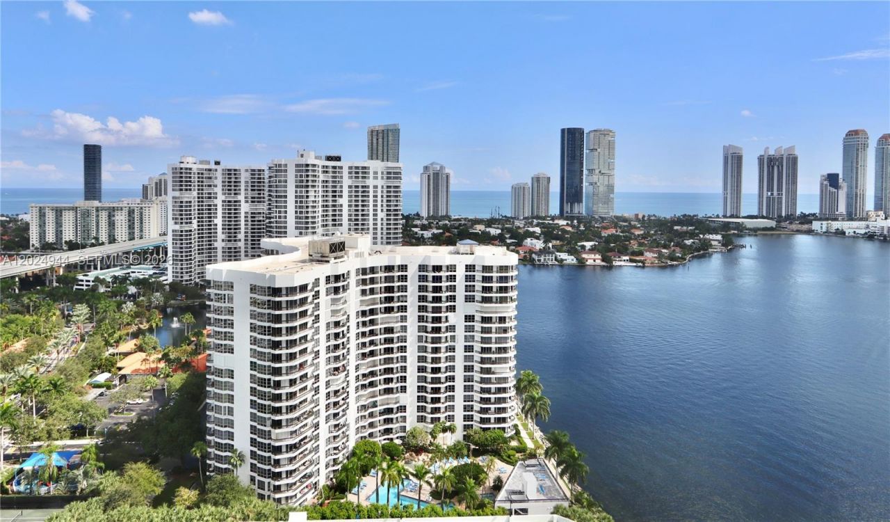 3600 Mystic Pointe Dr , Unit 1115, Aventura, FL 33180 Photo