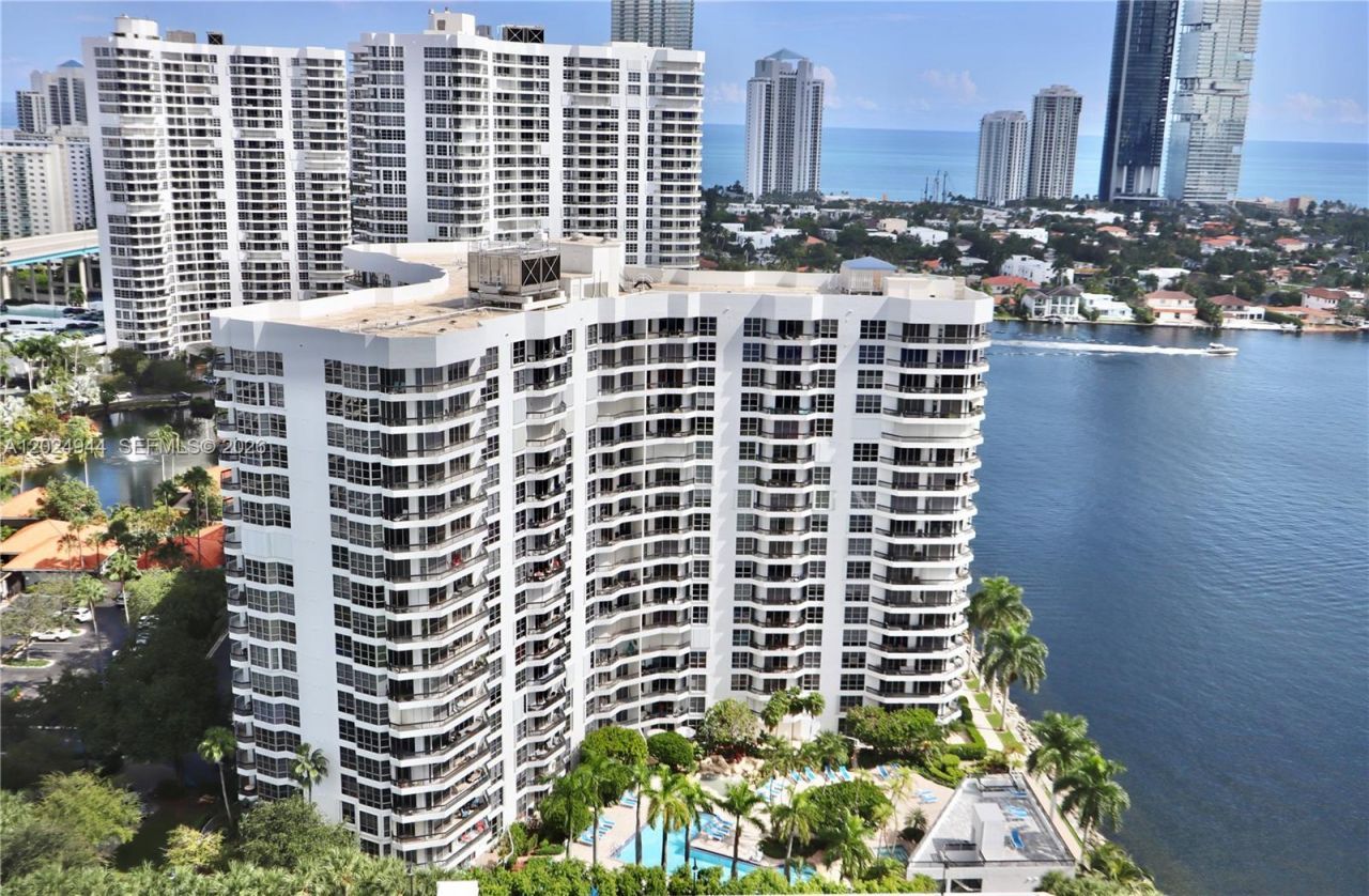 3600 Mystic Pointe Dr , Unit 1115, Aventura, FL 33180 Photo