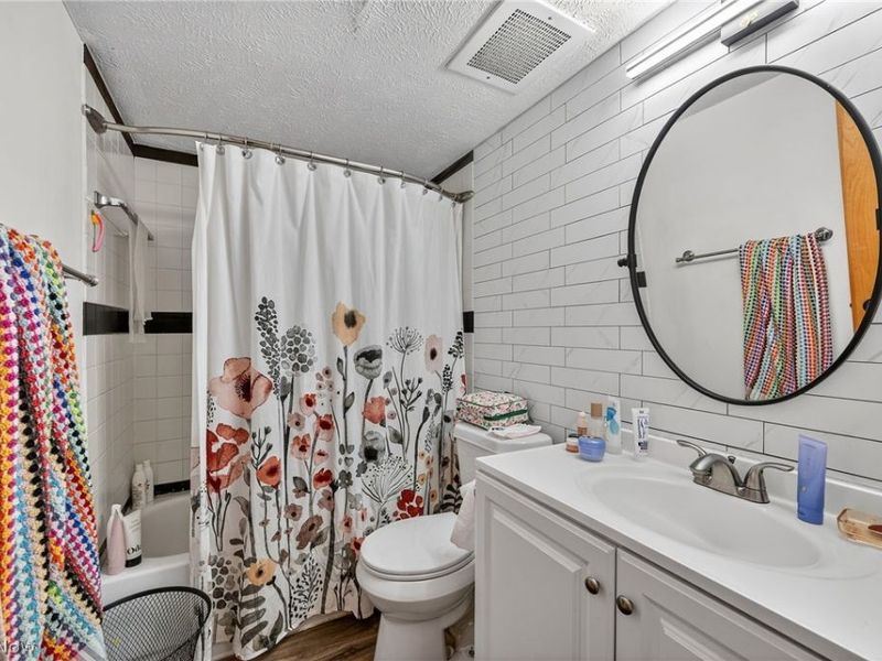 408 W Saint Clair Avenue, Unit 319, Cleveland, OH 44113 Photo 18