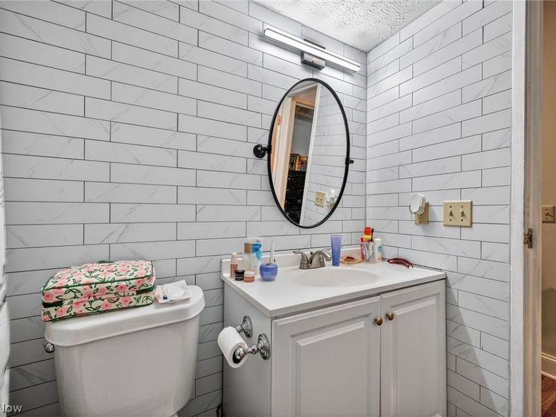 408 W Saint Clair Avenue, Unit 319, Cleveland, OH 44113 Photo 19