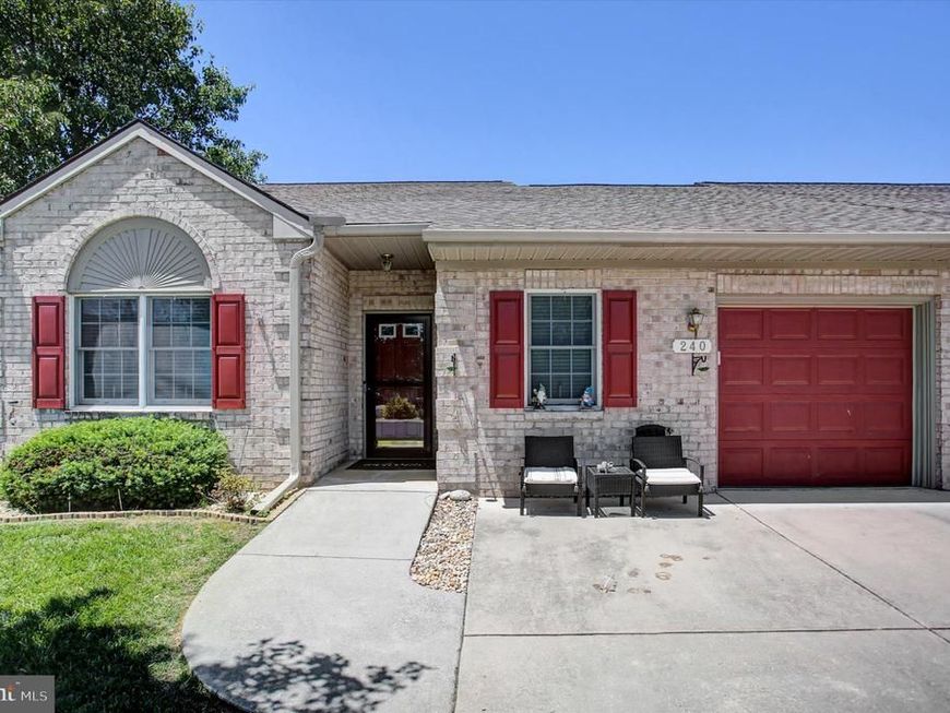 240 Sunbrook Lane, Unit 137, Hagerstown, MD 21742 Main Photo