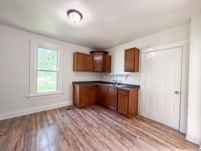 65 W Harrison Street, Delaware, OH 43015 Photo 11