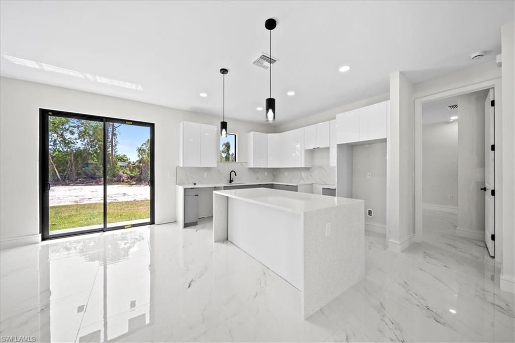 375 Selkirk Ave, Lehigh Acres, FL 33974 Photo