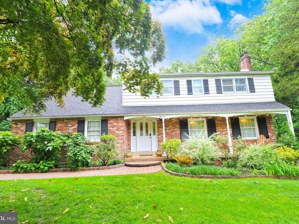 19 WATERFORD WAY , WALLINGFORD, PA 19086