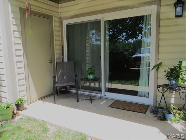 1205 Mangrove Lane, Unit 1, Unincorporated, MO 63125