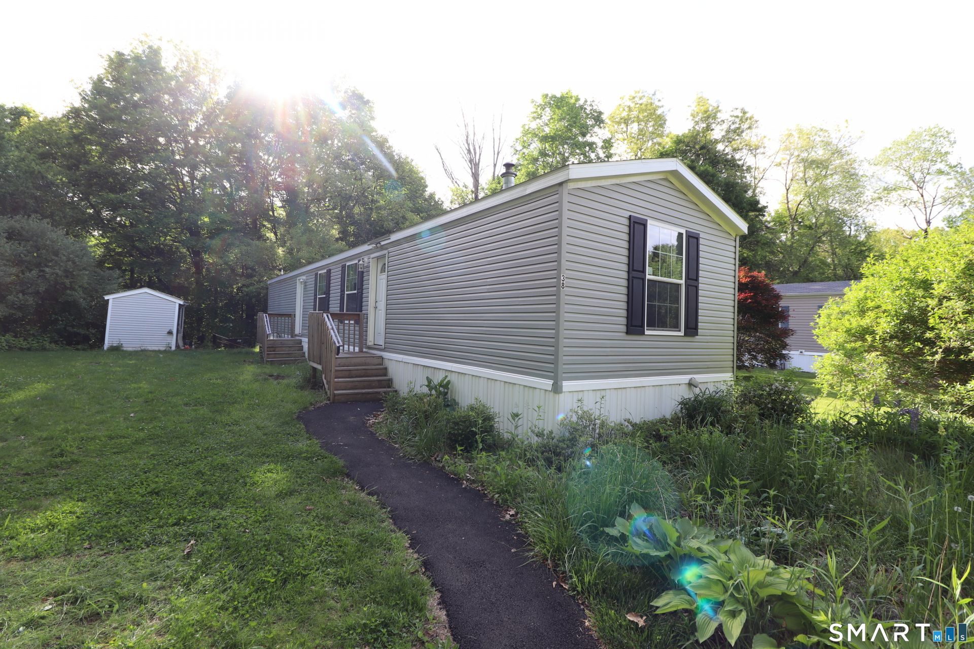 38 Mary Belle, Mansfield, CT 06268 Main Photo