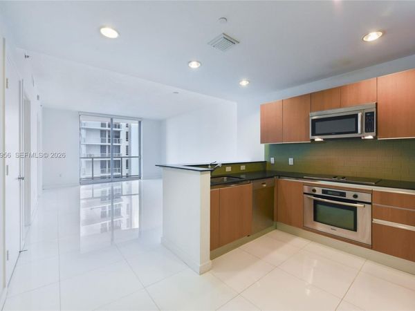 1060 Brickell Ave , Unit 1715, Miami, FL 33131