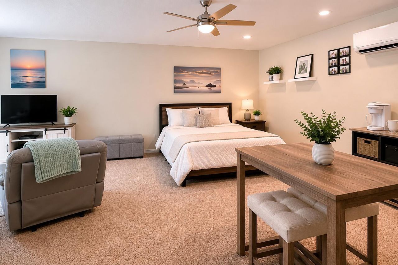 301 Seminole Woods Boulevard, Geneva, FL 32732 Photo