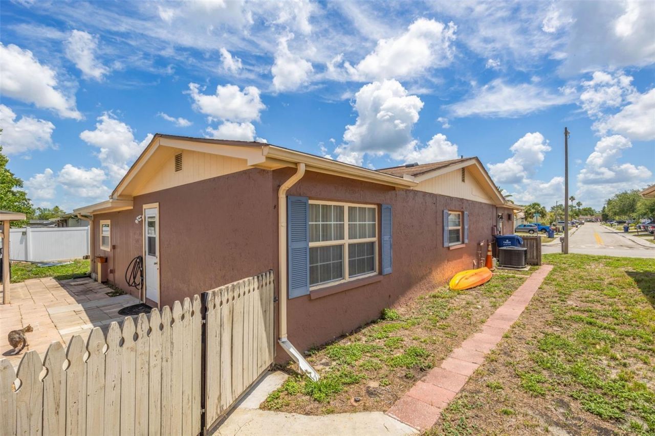 9647 Morehead Lane , Port Richey, FL 34668 Photo