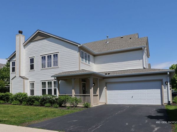 2888 Falling Waters Drive , Lindenhurst, IL 60046