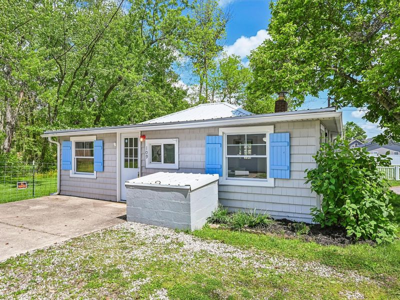 109 Beacon Light Lane, Buckeye Lake, OH 43008 Photo 11