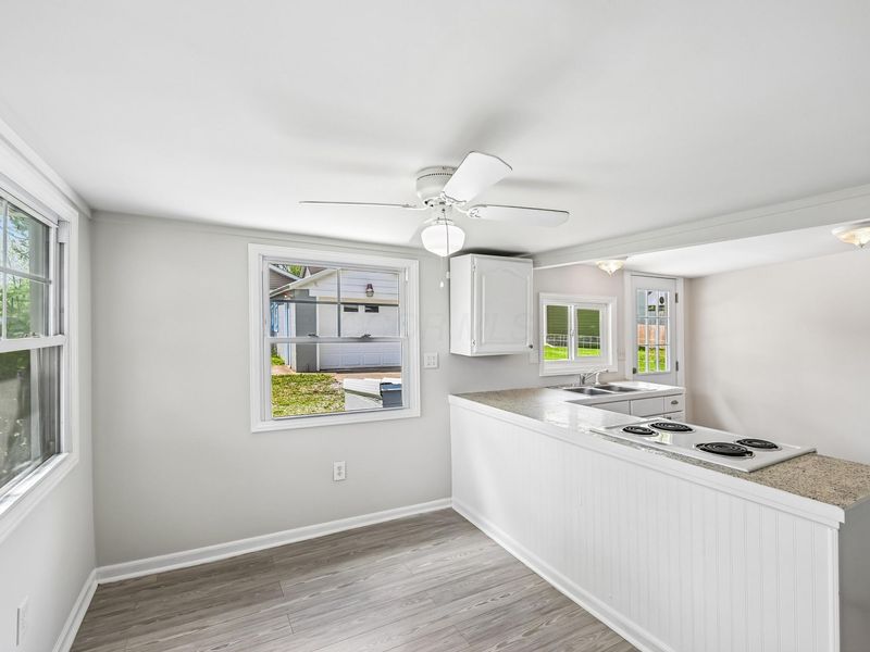 109 Beacon Light Lane, Buckeye Lake, OH 43008 Photo 7